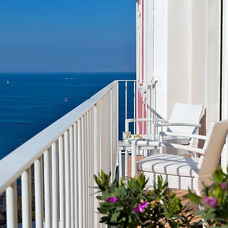 Hotel Villa Garden Sant'Agnello Exteriör bild