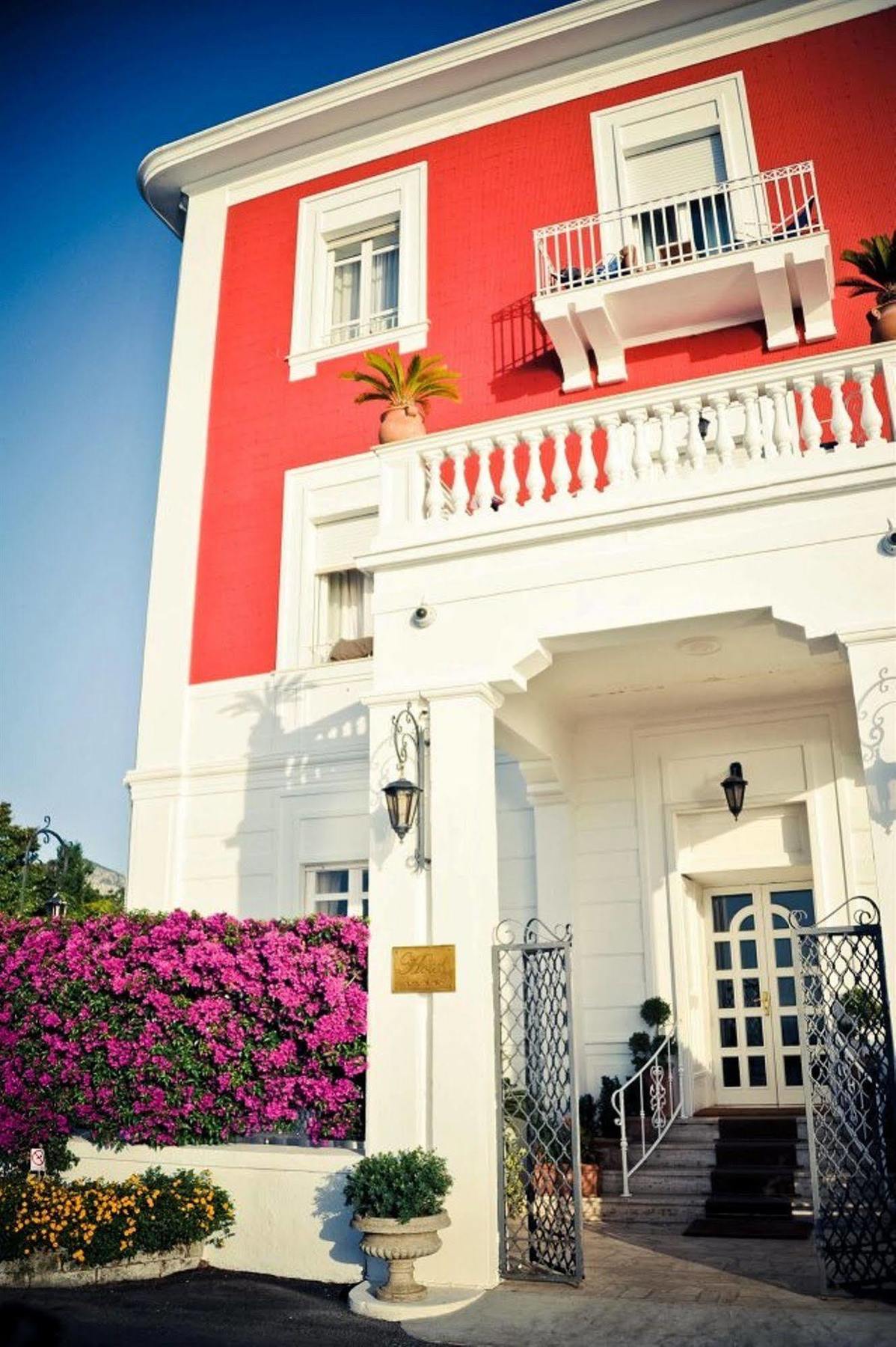 Hotel Villa Garden Sant'Agnello Exteriör bild